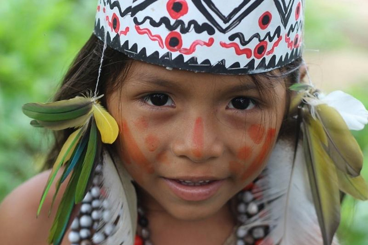 Respectful cultural exchange with indigenous community artisans in the Manu Cultural Zone